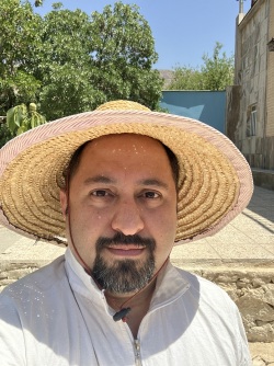 عسل سیاوشیان
